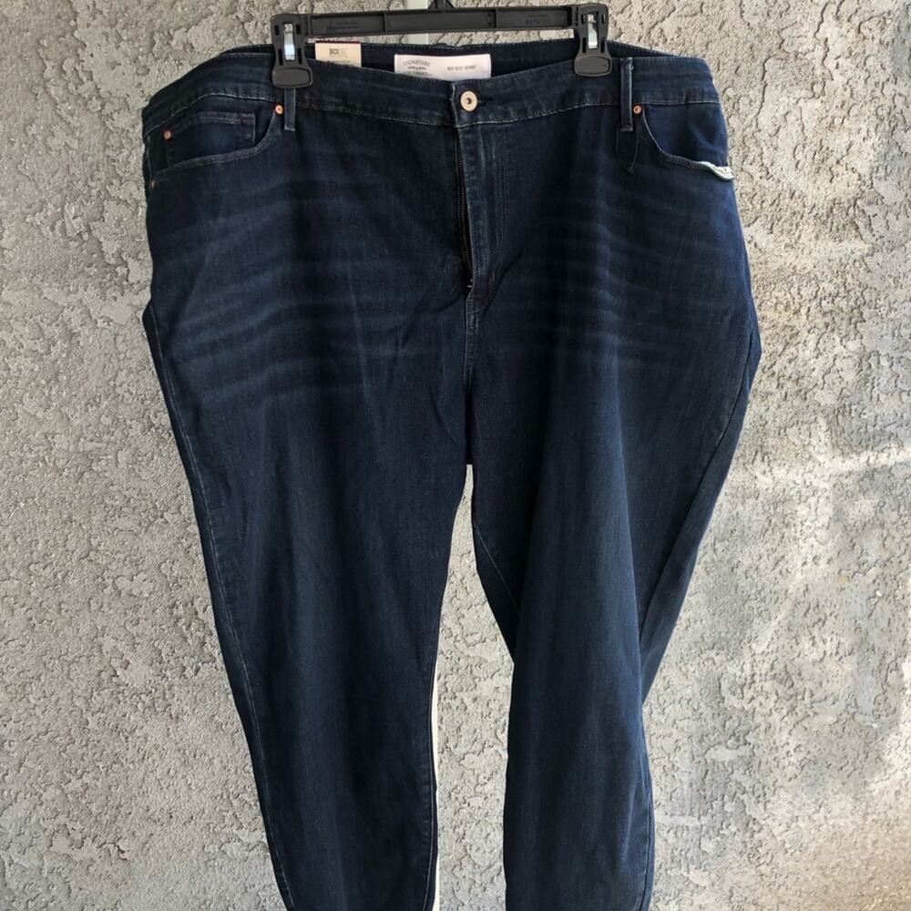 Levi’s Signature Midrise Skinny Jeans SHORT